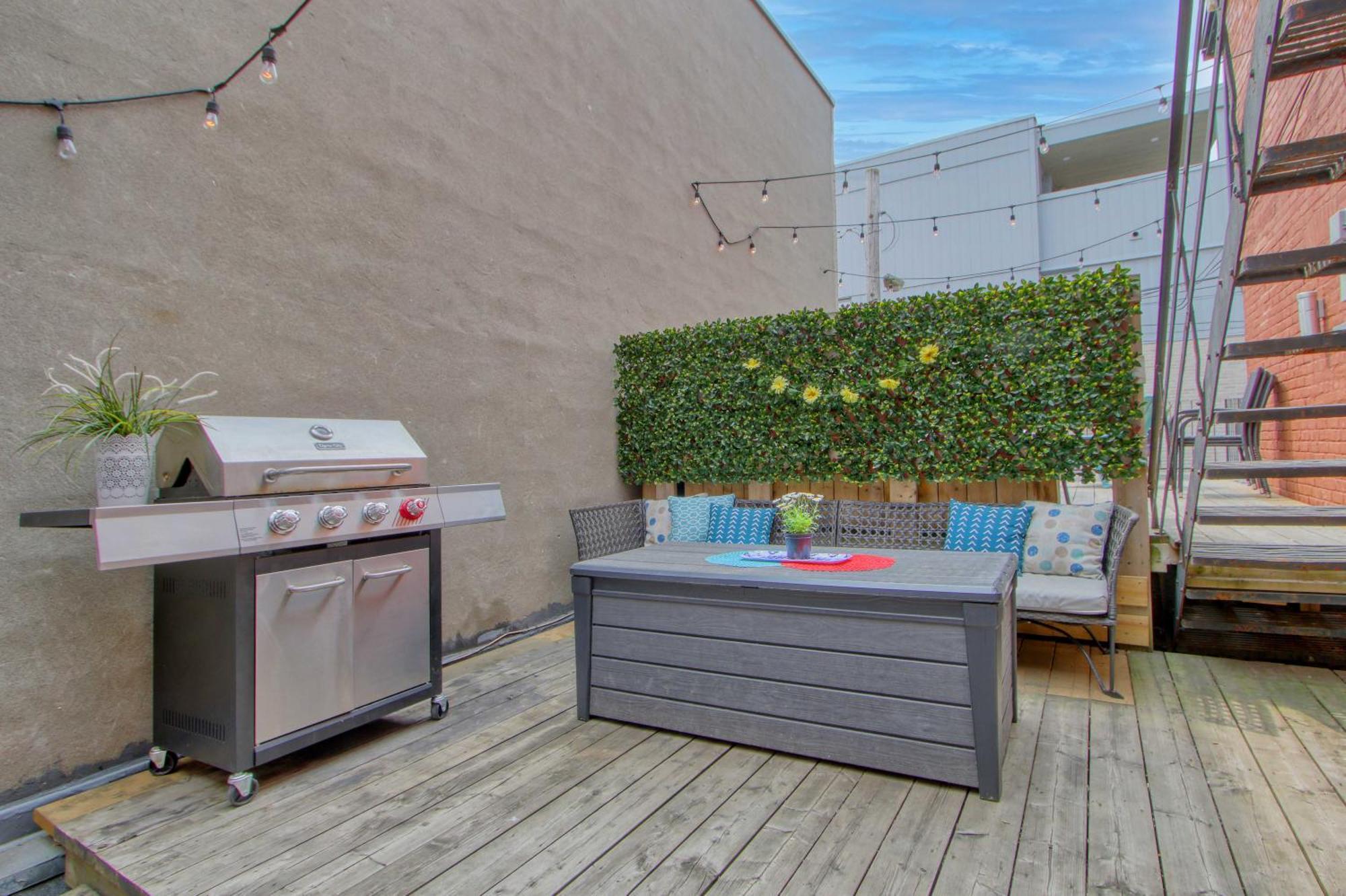 Mtlvacationrentals - The Fabfour Appartement *